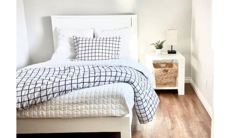 free plans for white farmhouse bed