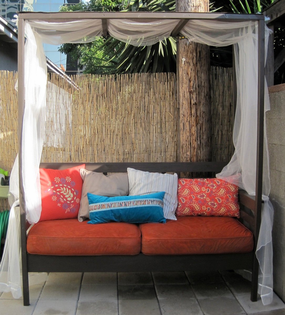 Ana White | Outdoor Daybed with Canopy - DIY Projects