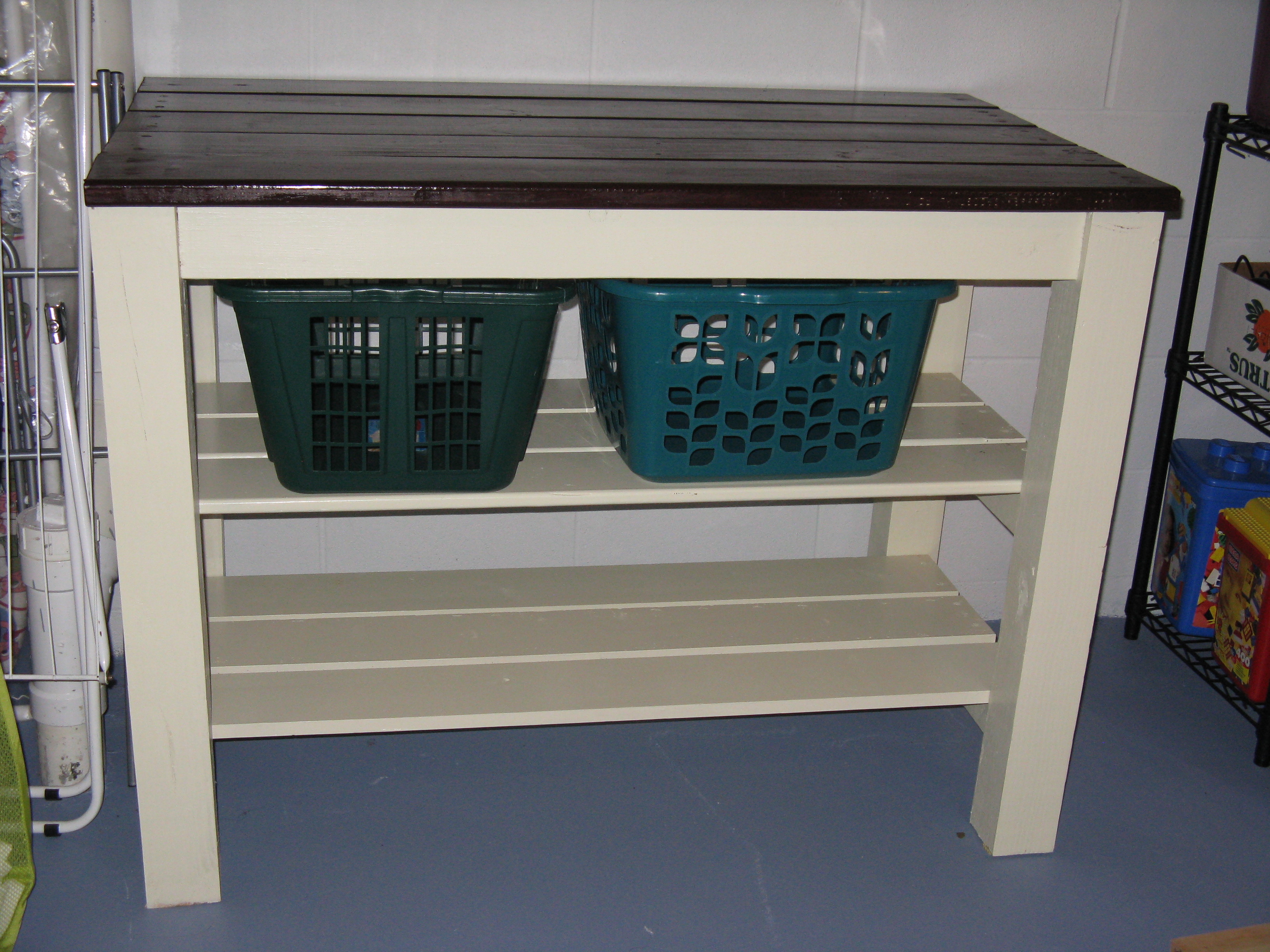 Laundry area table  Do It Yourself Home Projects from Ana White