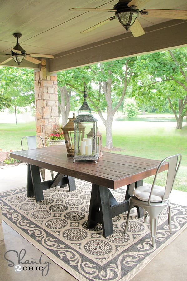 Ana White | Sawhorse Outdoor Table - DIY Projects