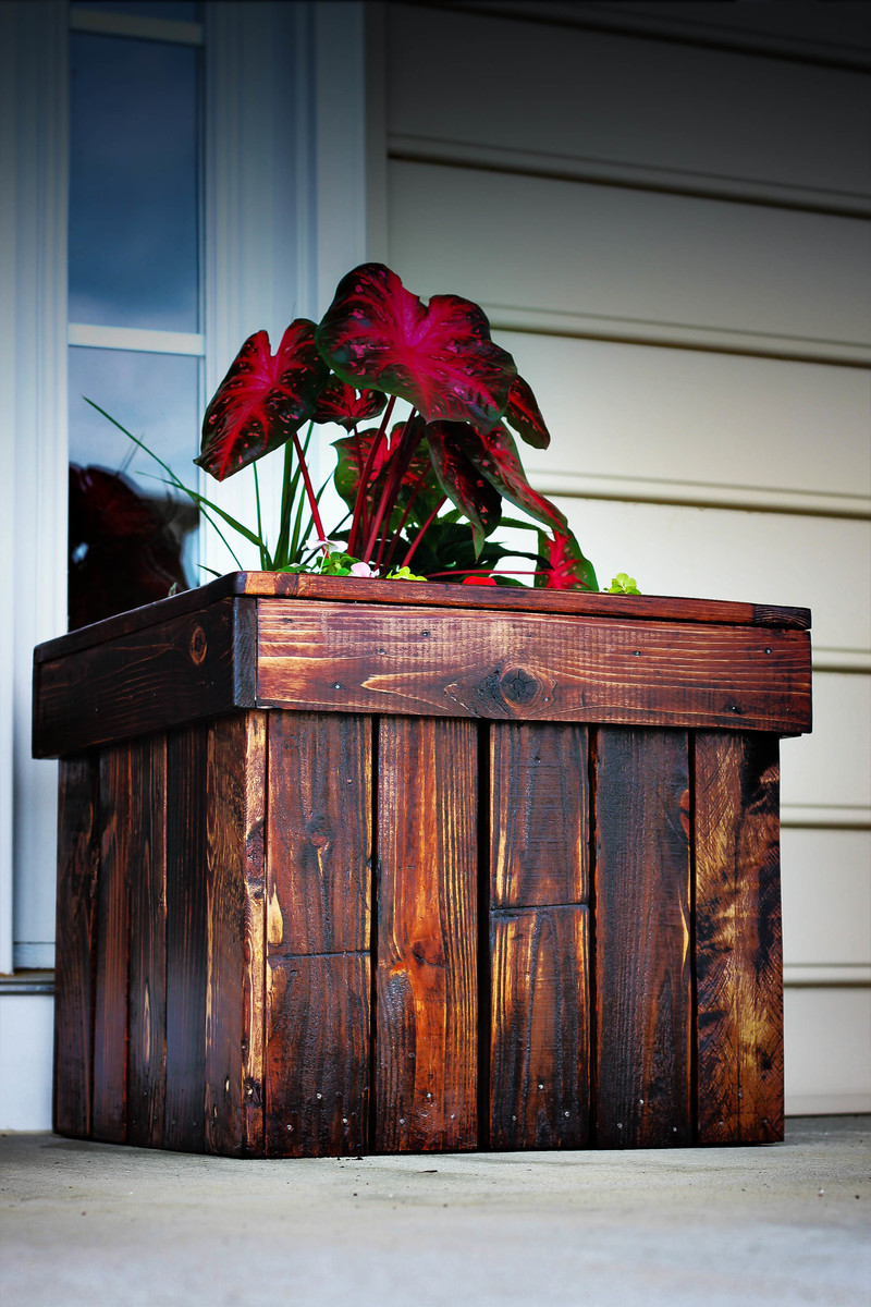 Ana White | Planter Box from Pallets - DIY Projects