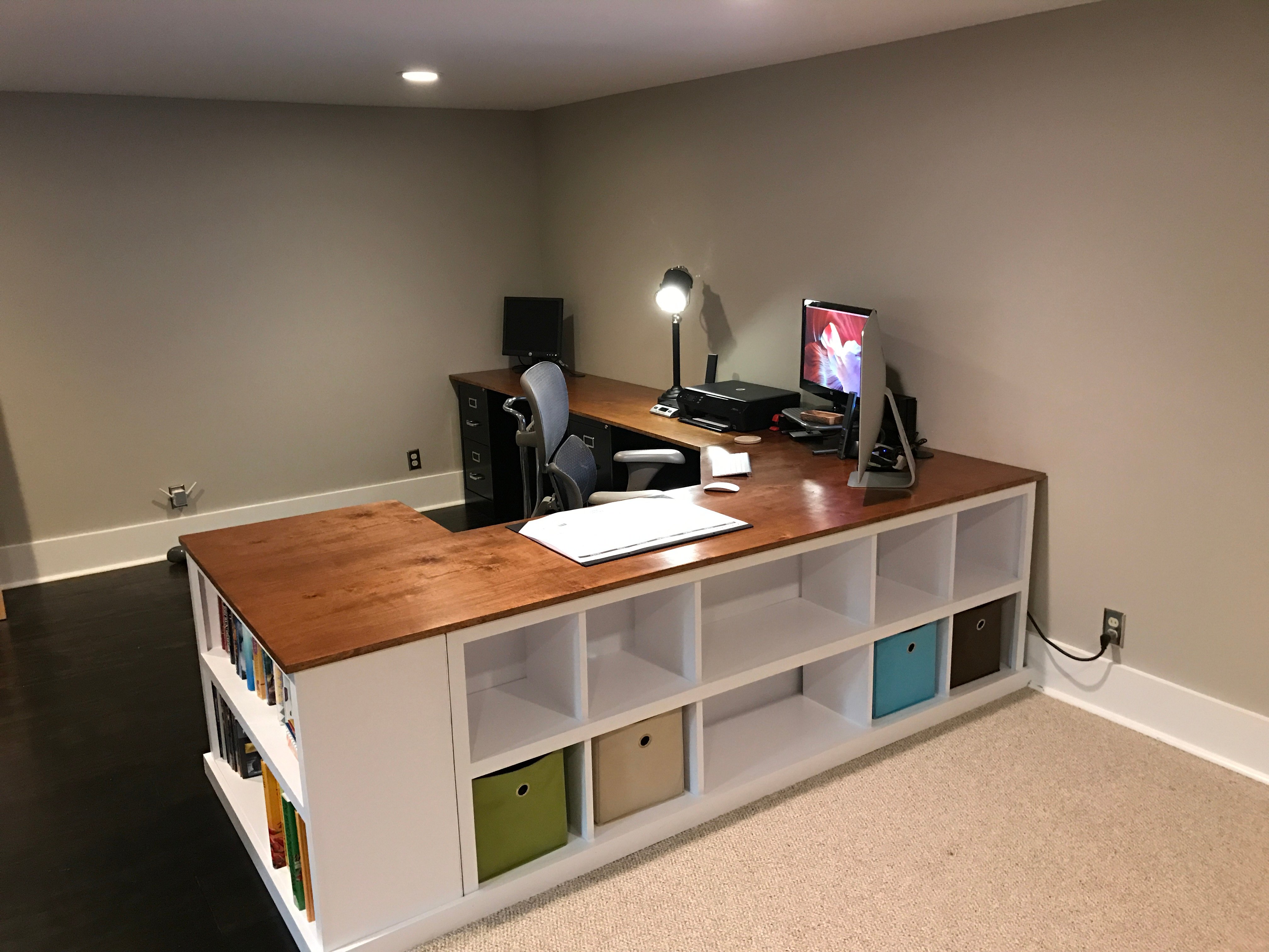 Simple Corner Desk Build Ideas with RGB