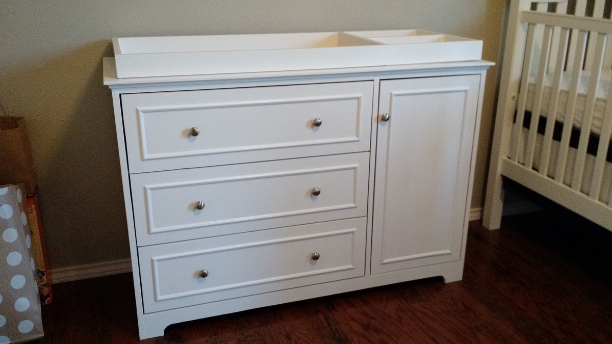 Ana White | Changing Table / Dresser - DIY Projects