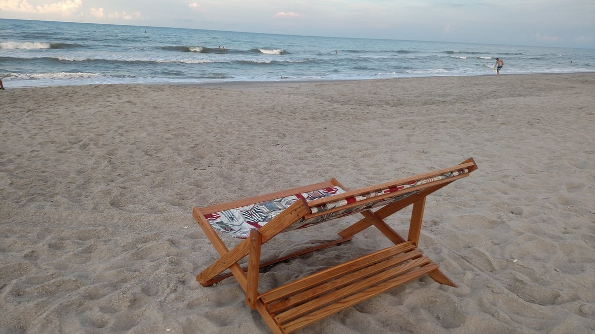 Ana White Wood Folding Sling Chair, Deck Chair or Beach ...