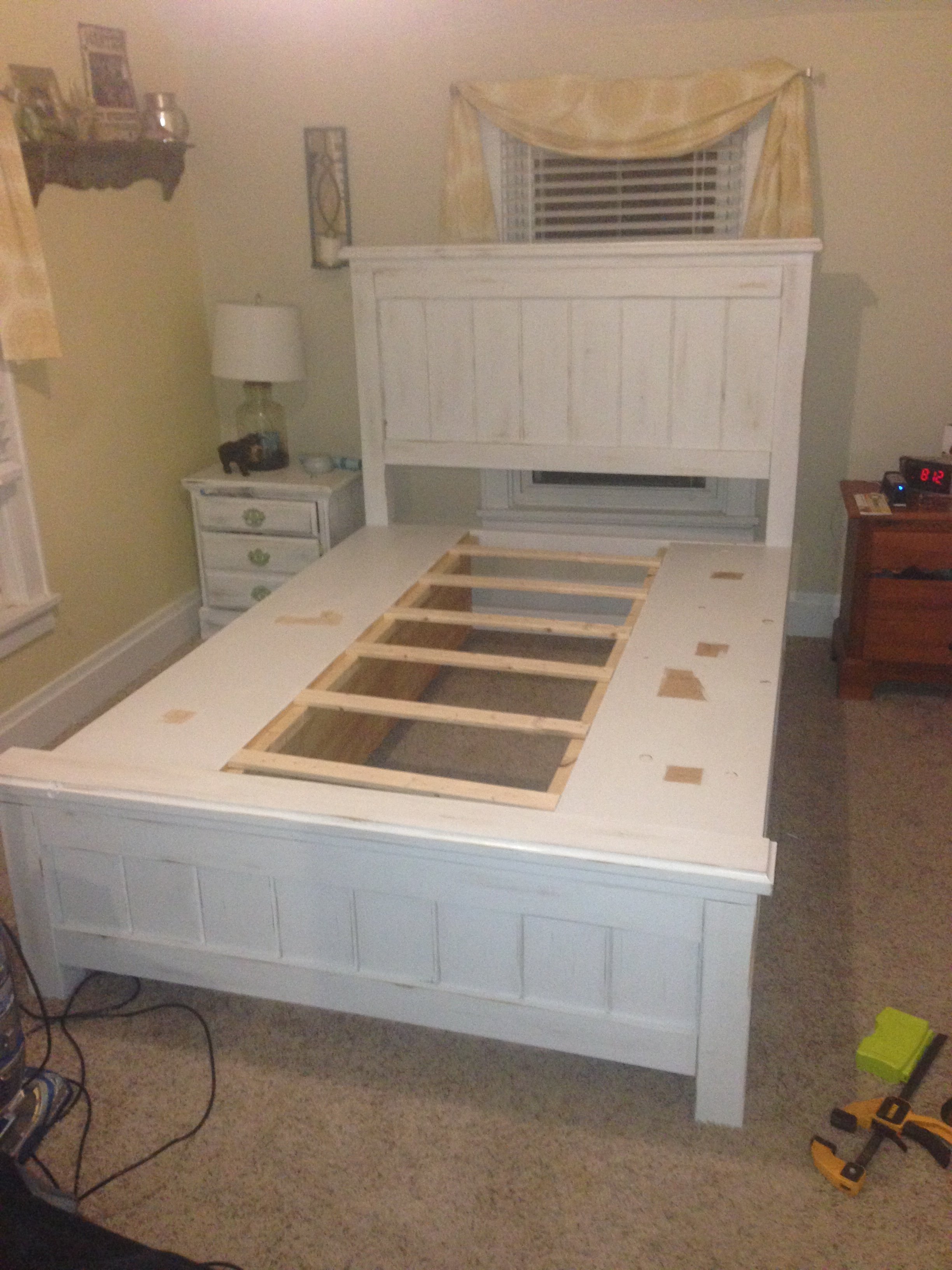 Ana White | Queen Size Farmhouse Bed with Storage - DIY ...