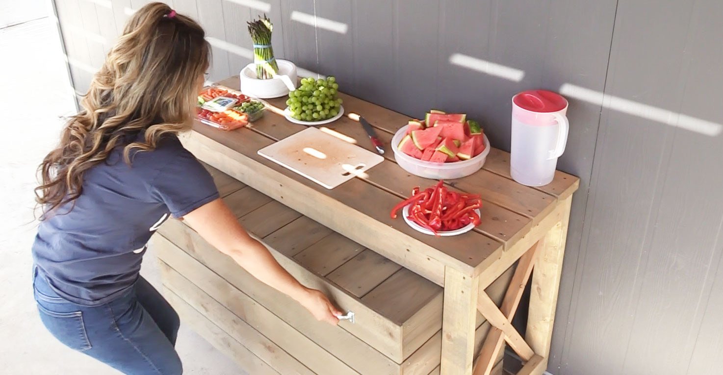 outdoor grill table