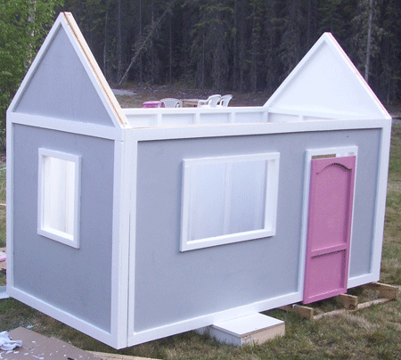 DIY playhouse easy to build