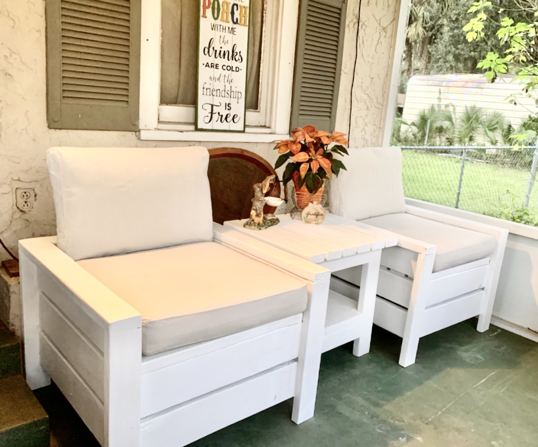 Farmhouse chairs with matching table | Ana White