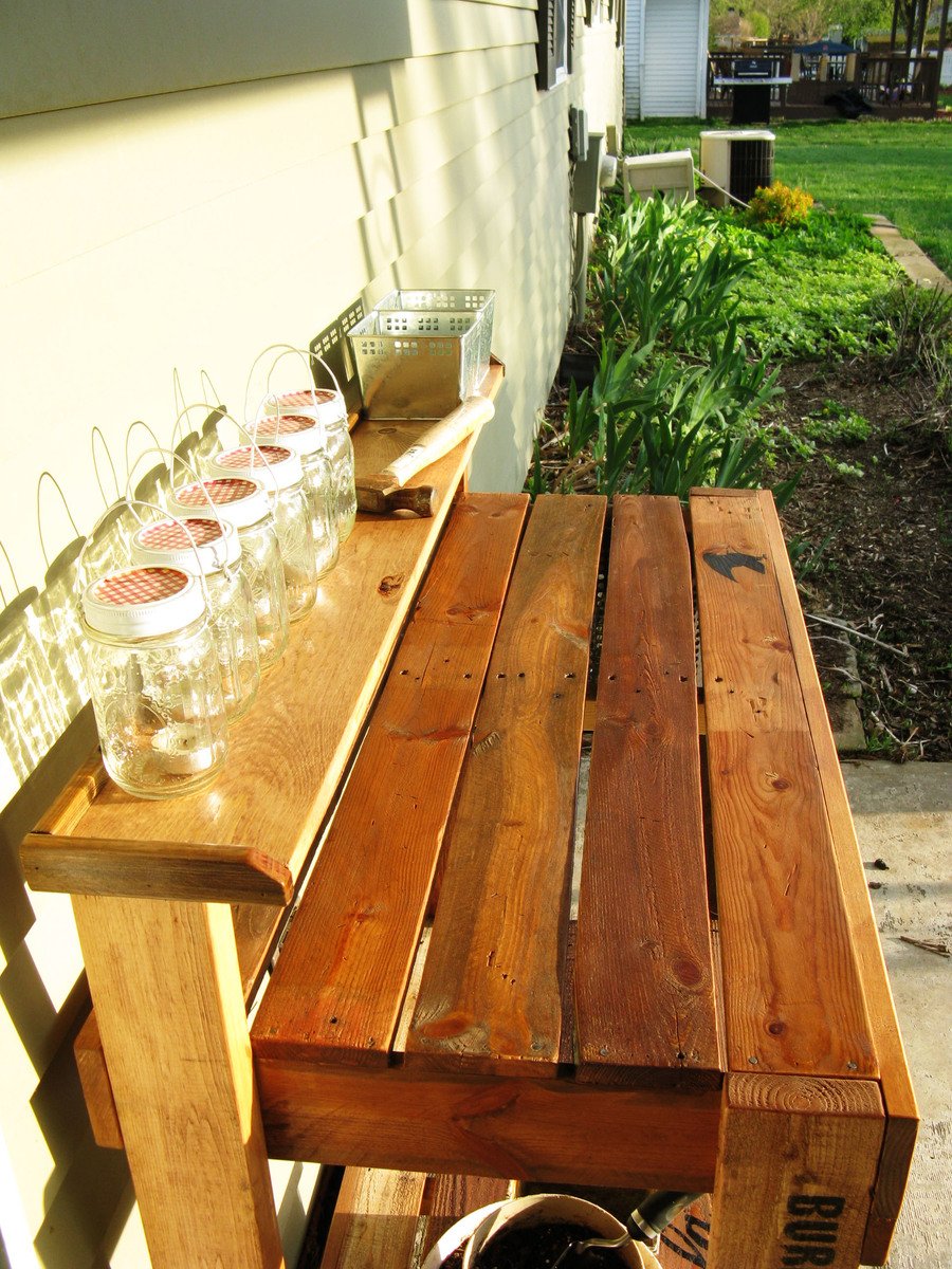 Modified Reclaimed Wood Potting Bench | Ana White