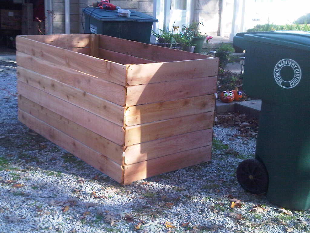With the latest design concept Cedar Compost Bin, compost box 
