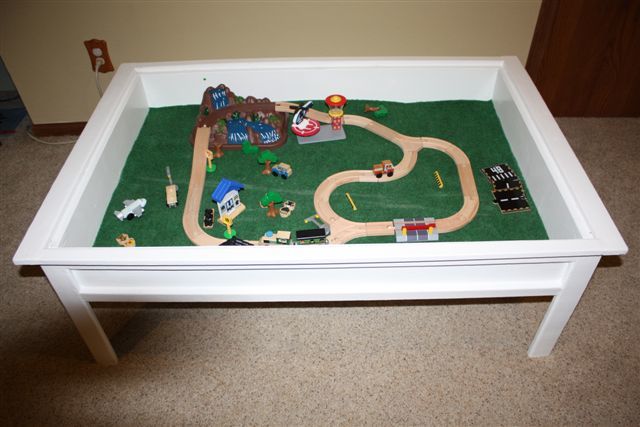 White train table clearance