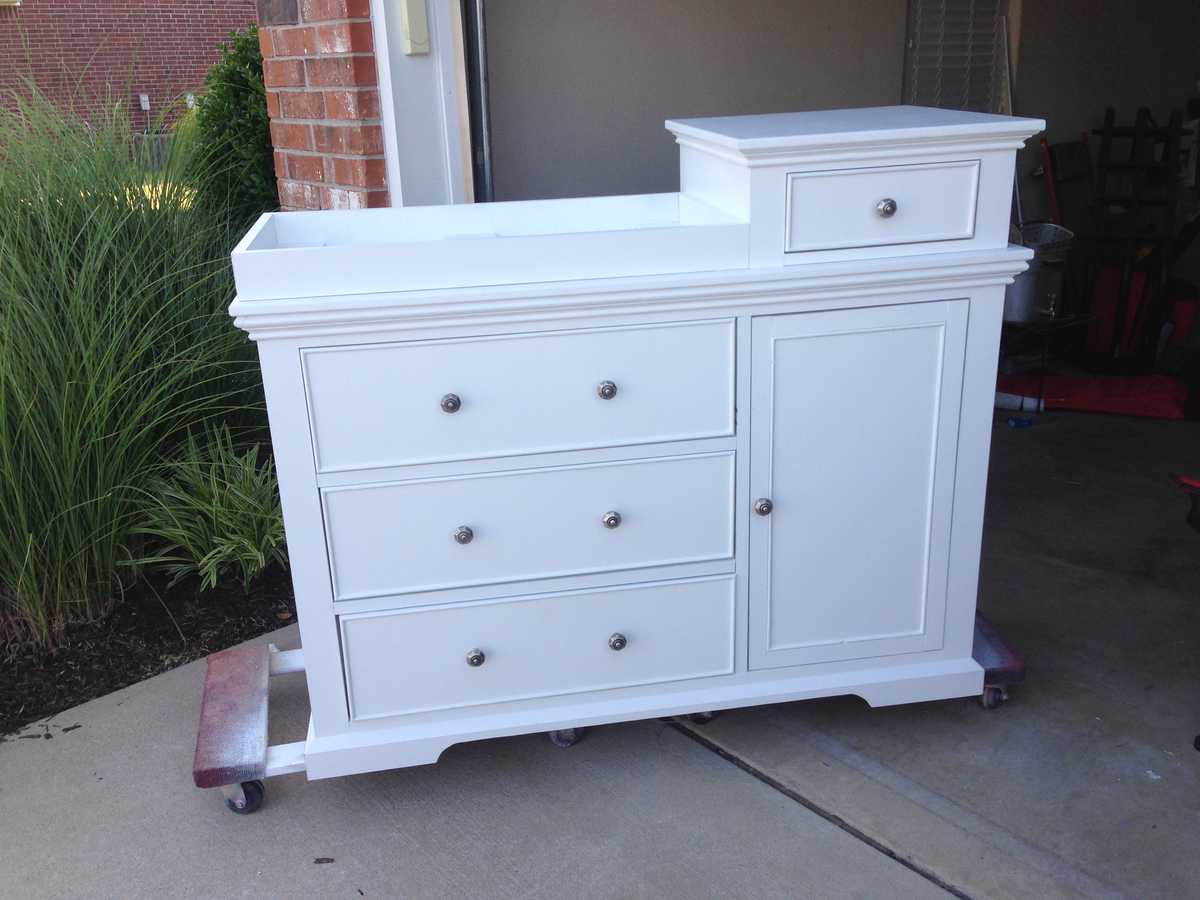 Larkin hi sales lo changing table