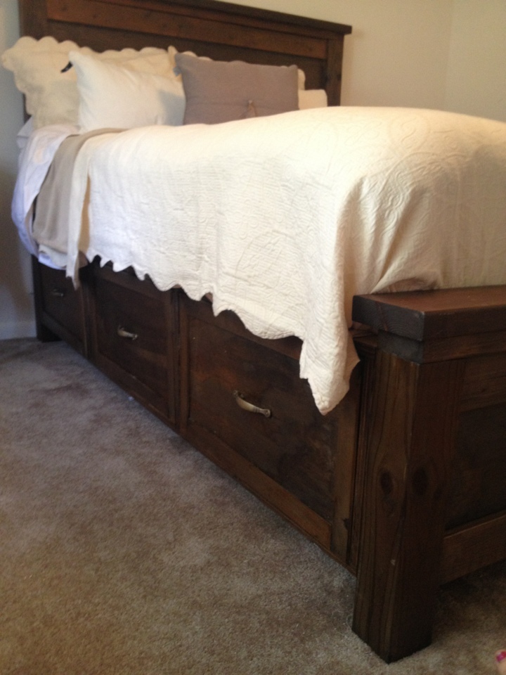 Ana White | Farmhouse Storage Bed Queen - DIY Projects