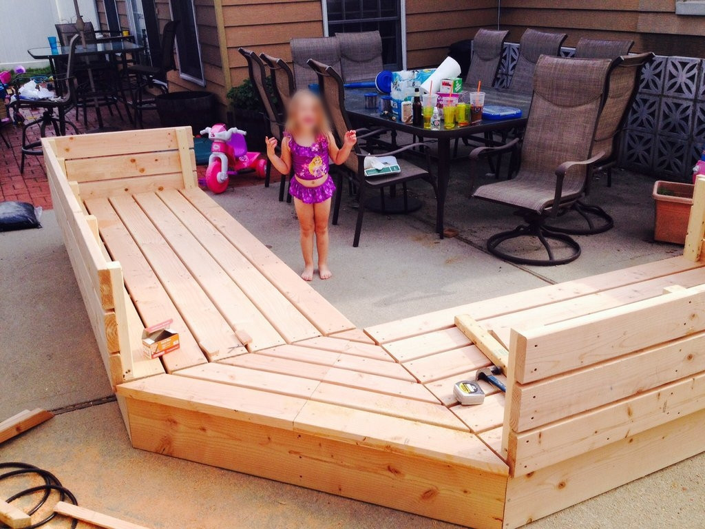 Pallet style outdoor platform sectional (variation) with patio table