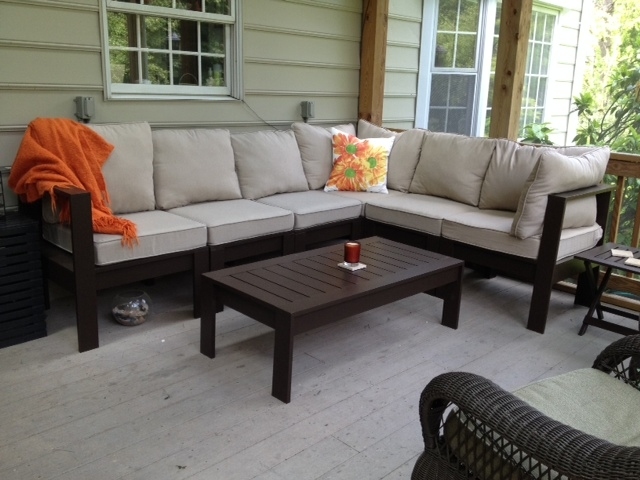 Outdoor Sectional with Coffee Table | Ana White