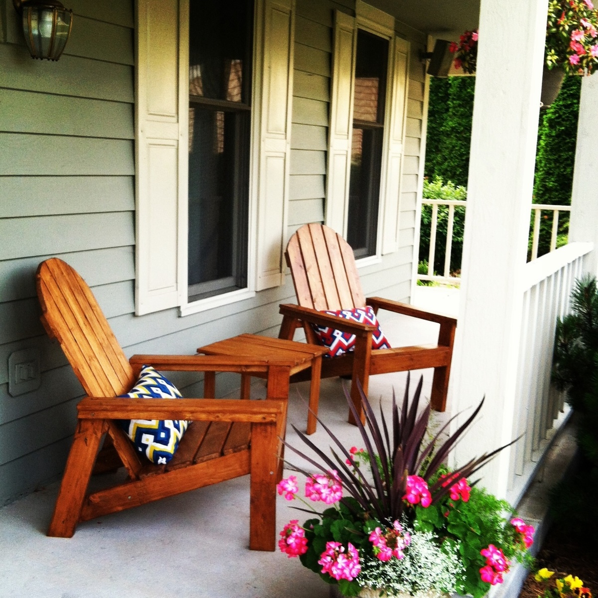 Adirondack Chairs and Table- thanks Ana! (With crate ... Adirondack Chairs and Table- thanks Ana! (With crate ...