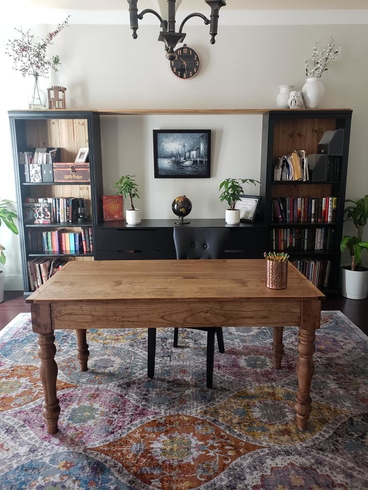 Farmhouse Writing Desk with Turned Legs | Ana White