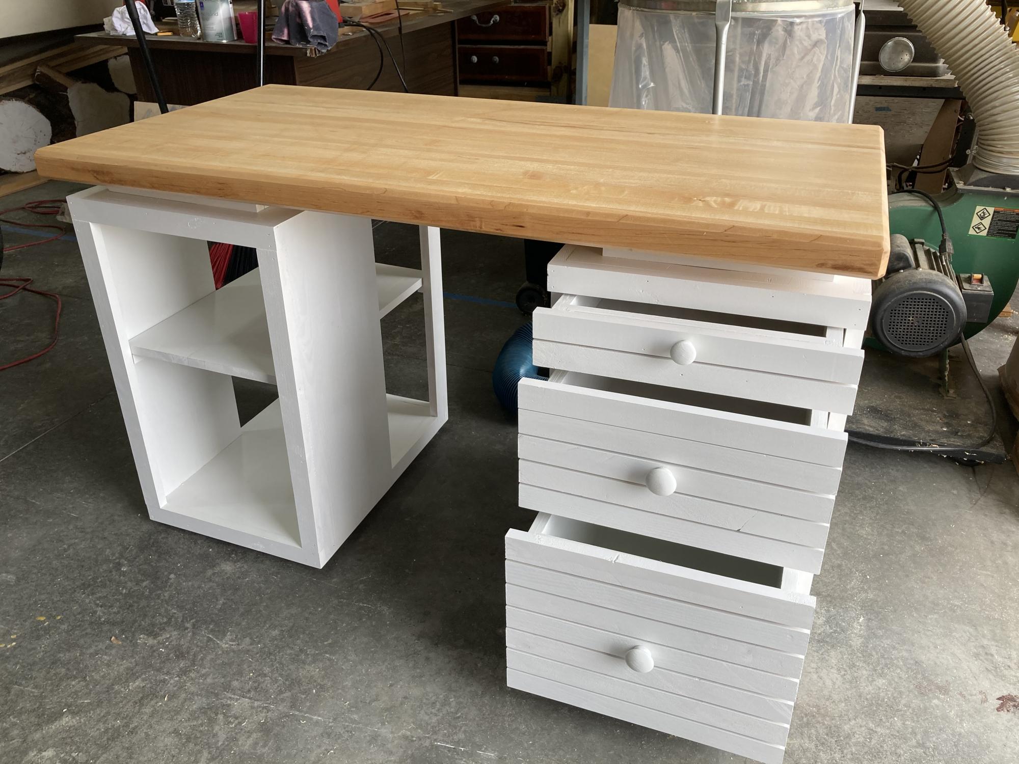 Modern craft table inspired desk | Ana White