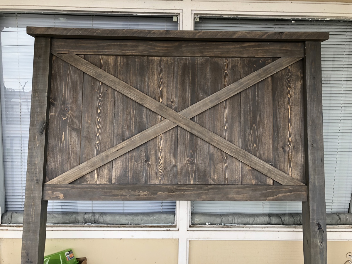 Queen on sale headboard farmhouse