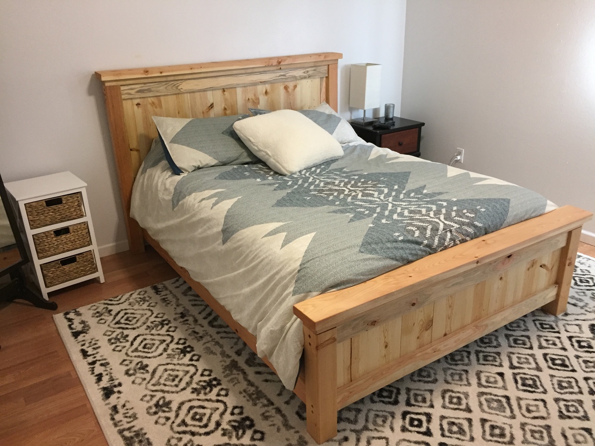 Farmhouse style Queen bed | Ana White