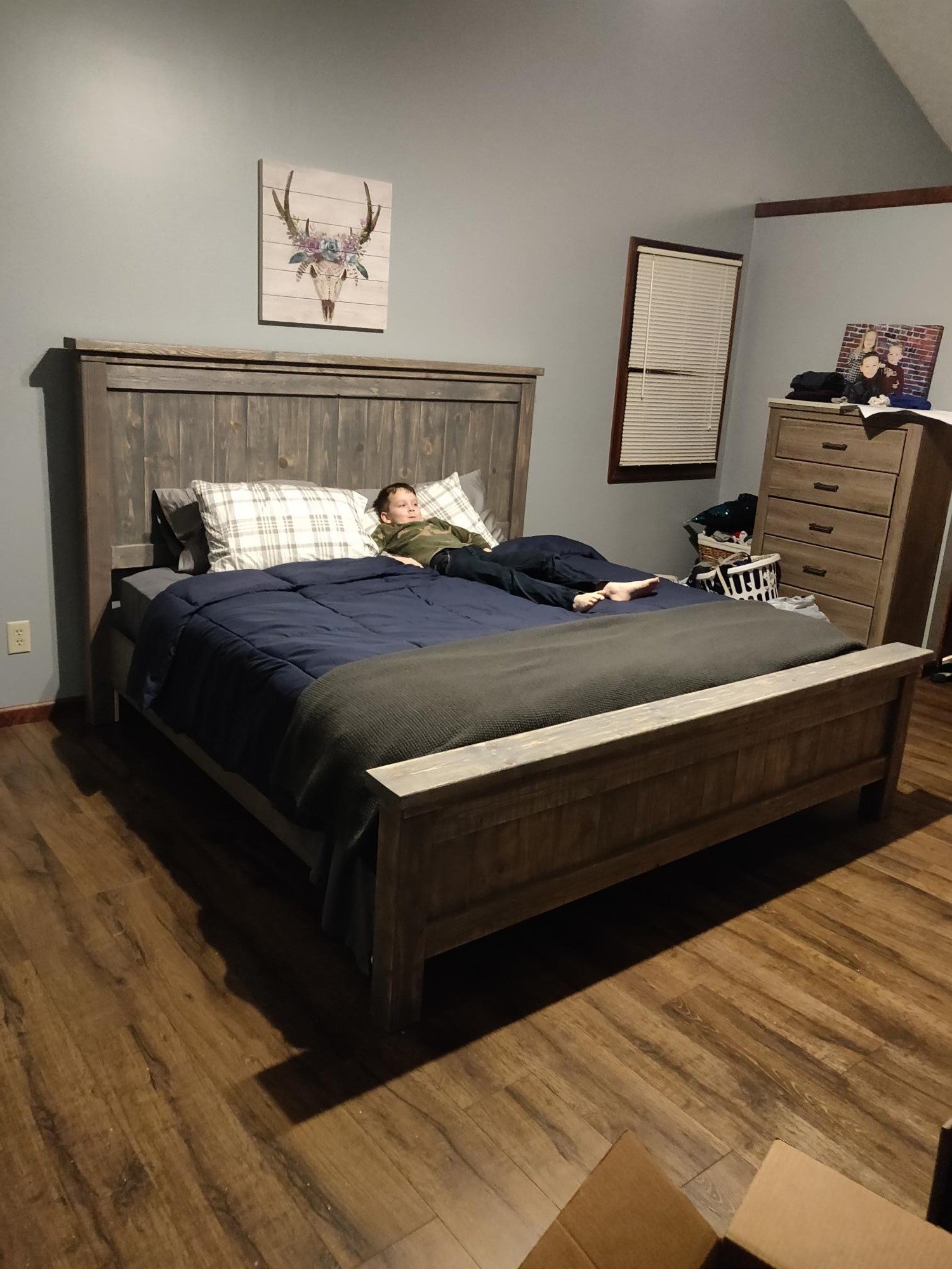 King Size Farmhouse Bed And A, King Bed Frame With Dog Bed