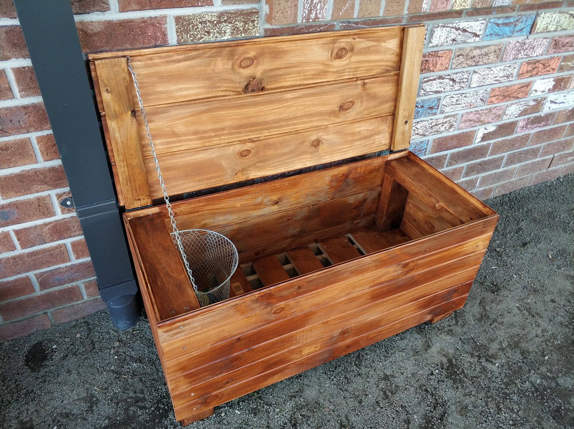 outdoor toy storage box