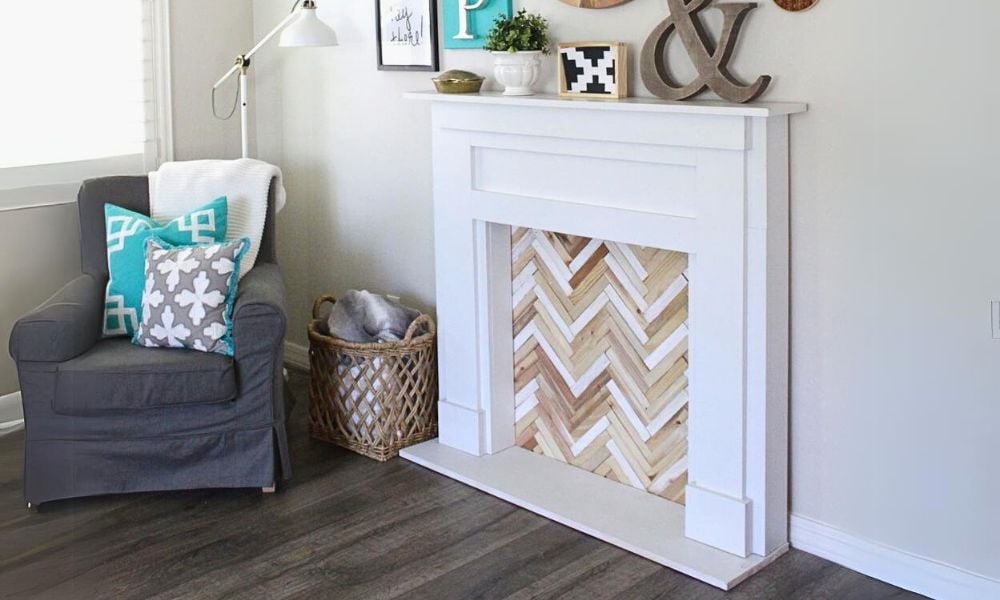 17 DIY Fireplace Mantel Plans
