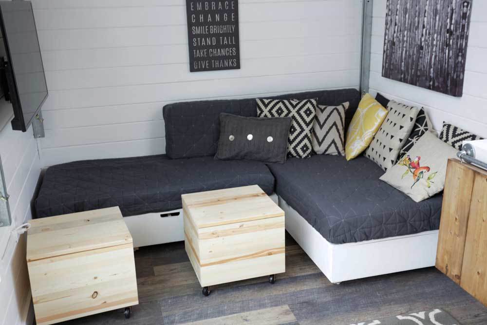 Tiny house sleeper sofa discount