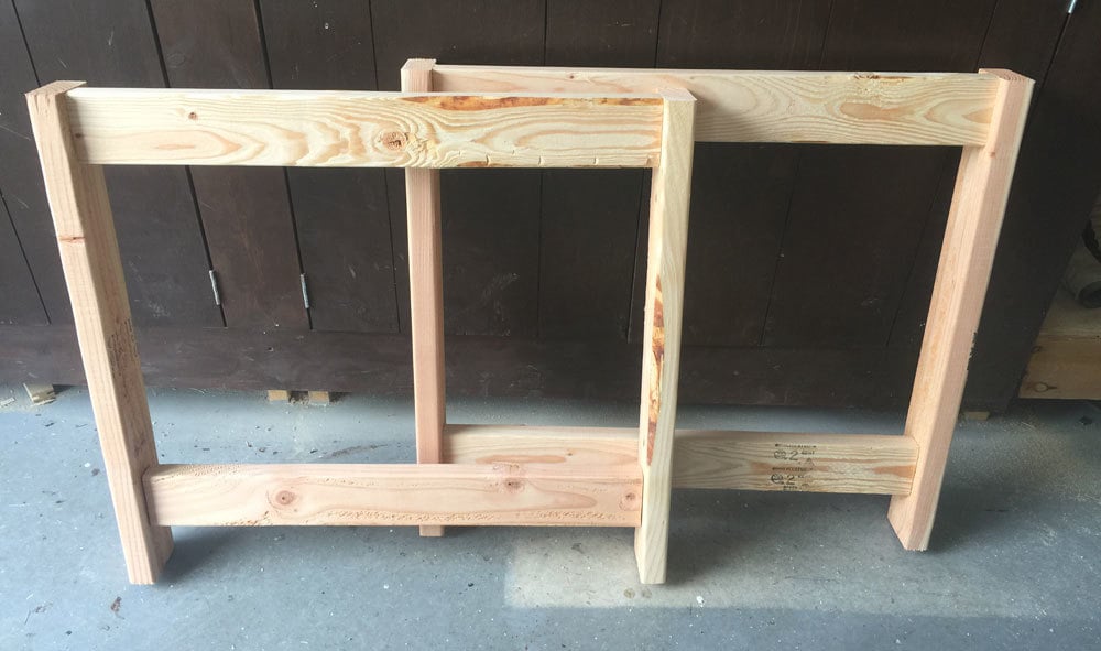 Building a simple table, in pictures