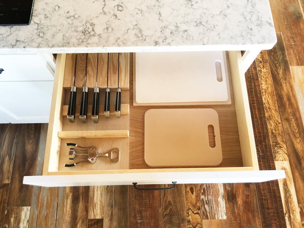 https://www.ana-white.com/sites/default/files/in-drawer-knife-block-organizer.jpg