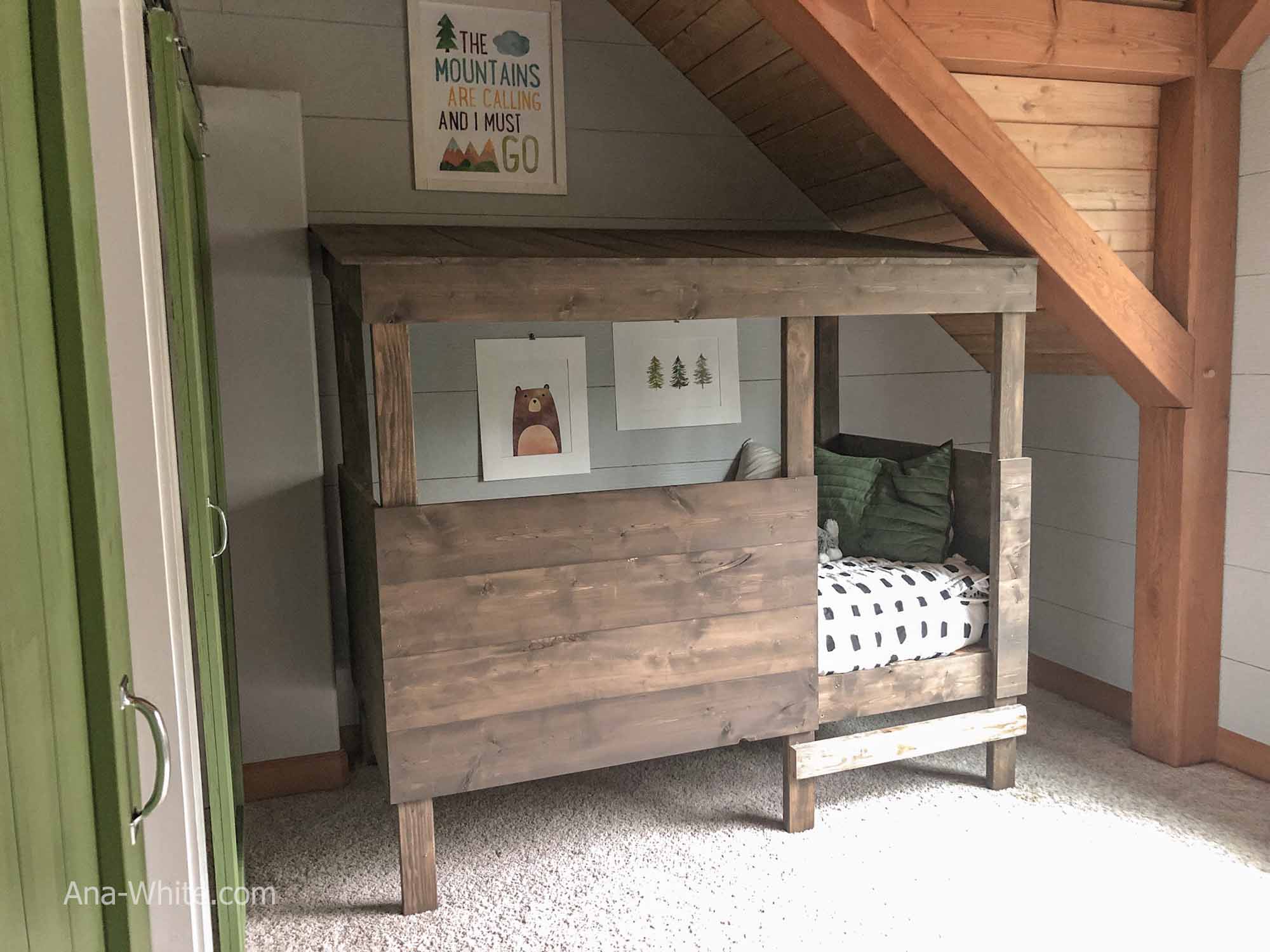 boys treehouse bed