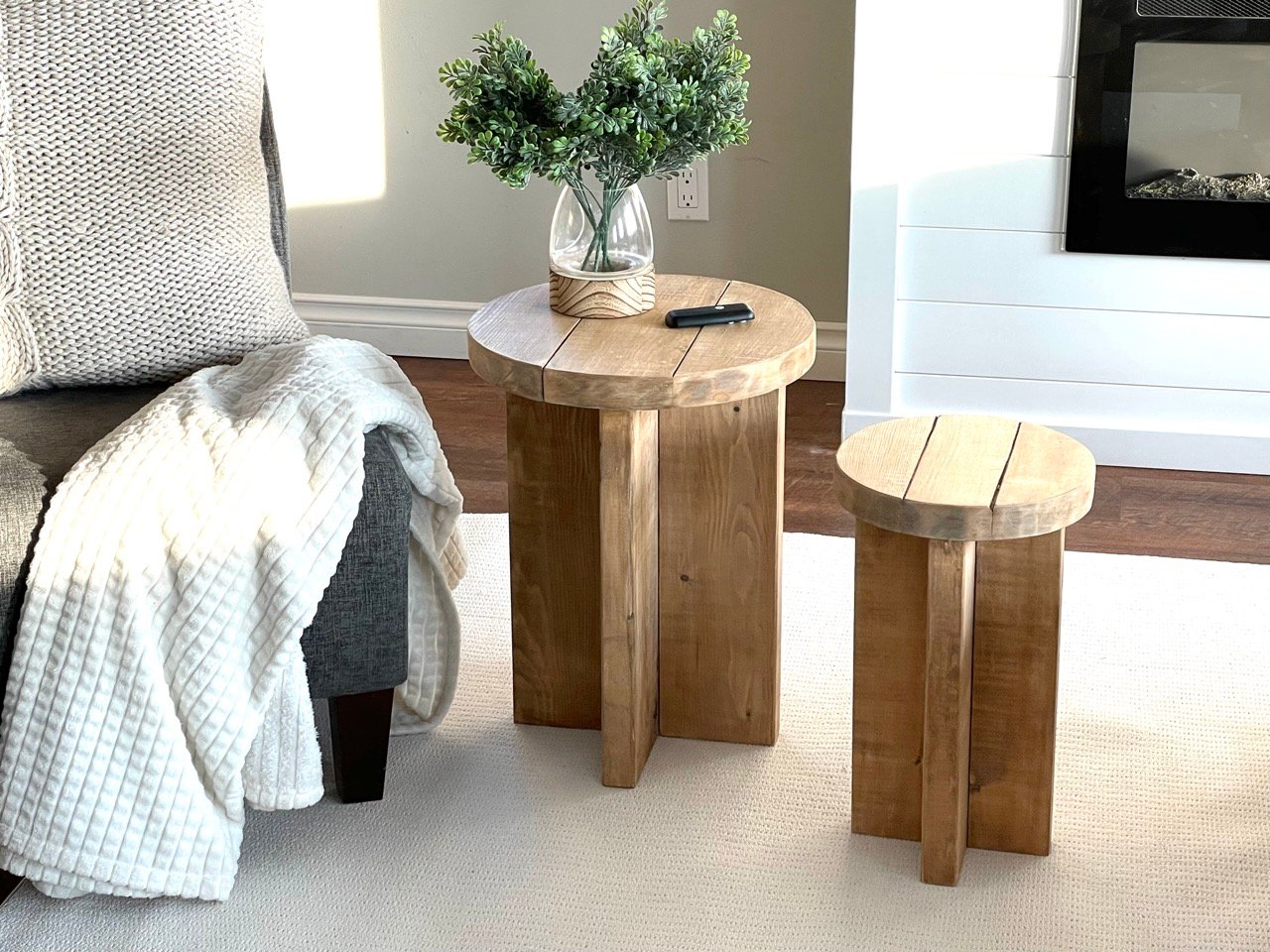 modern end table plans 