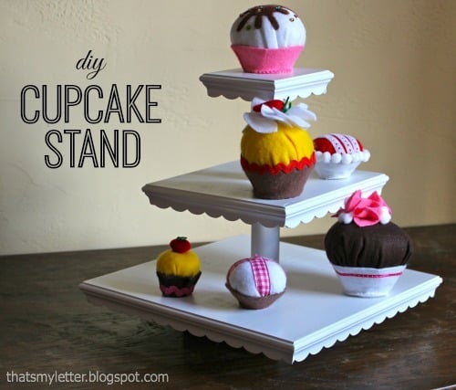 play cupcake stand