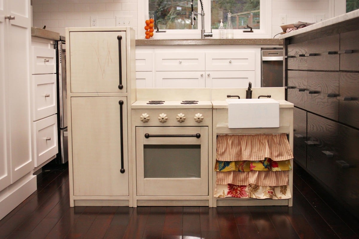 play kitchen diy