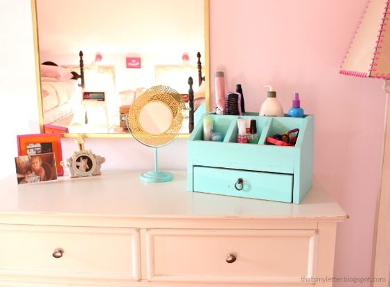 vanity organizer