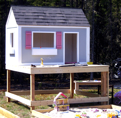 simple outdoor playhouse