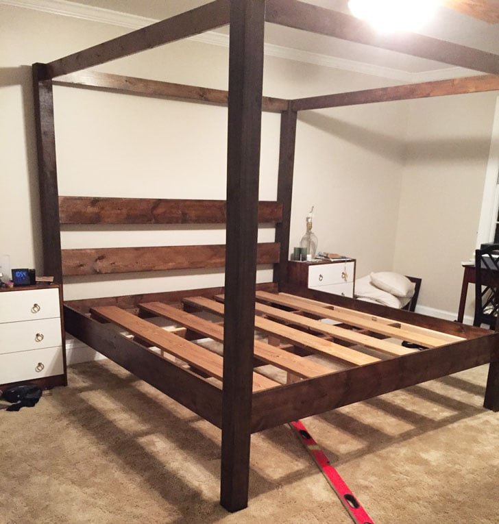 Minimalist Rustic Modern King Canopy, How To Make Your Own Rustic Bed Frame With Wooden Legs
