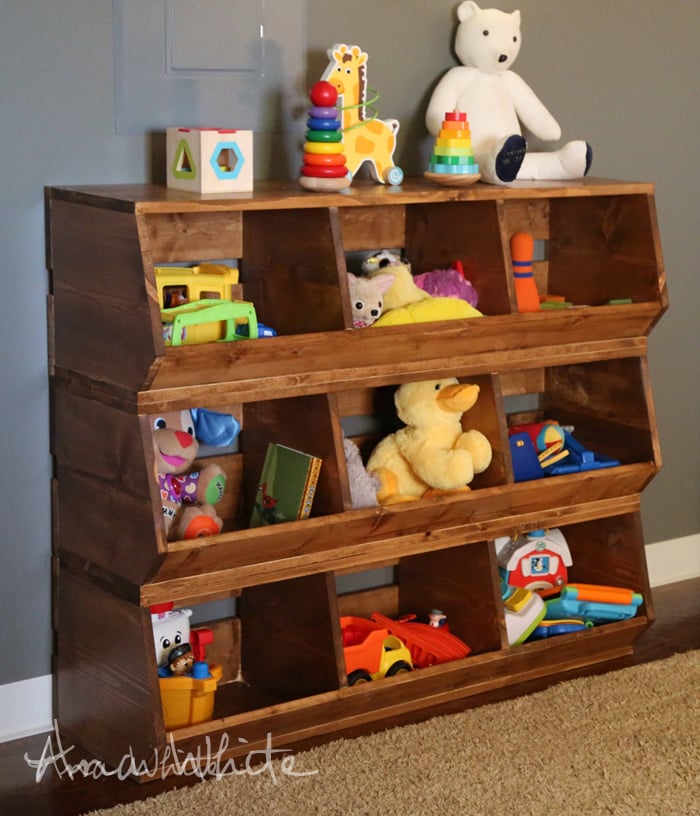 Self-Stacking Bulk Storage Bin Rack